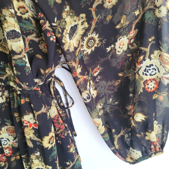 Aritzia Wilfred Lamere Floral Prairie Dress - Picture 5 of 9